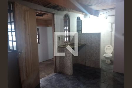 AREA INTERNA de casa à venda com 5 quartos, 284m² em Jardim D’abril, Osasco