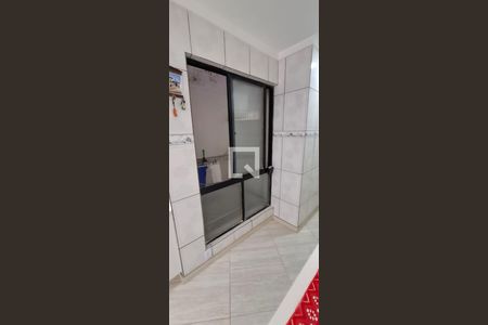 Banheiro de apartamento para alugar com 2 quartos, 82m² em Jardim Armação, Salvador