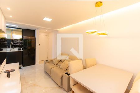 Sala de apartamento para alugar com 2 quartos, 44m² em Jardim Santa Teresinha, São Paulo