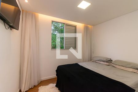 Quarto  de apartamento para alugar com 2 quartos, 44m² em Jardim Santa Teresinha, São Paulo