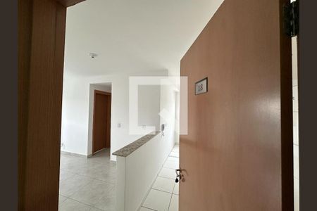 Sala de apartamento para alugar com 2 quartos, 46m² em Jardim California, Jacareí