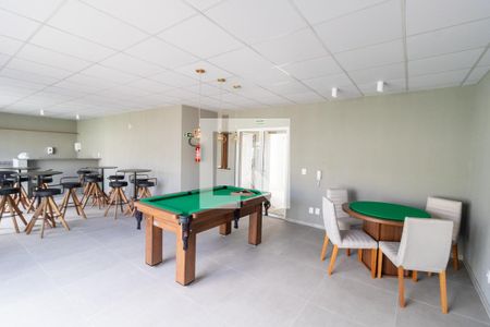 Sala de Jogos de apartamento para alugar com 3 quartos, 57m² em Guarujá, Porto Alegre