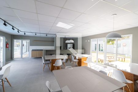 Área comum - Salão de festas de apartamento para alugar com 3 quartos, 57m² em Guarujá, Porto Alegre