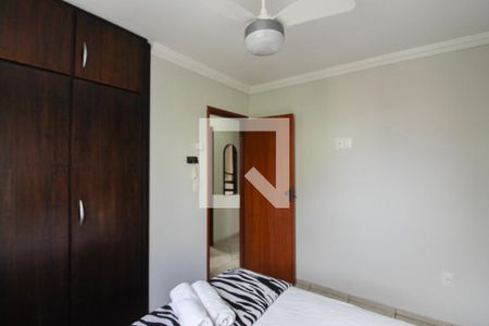 Quarto 1 de apartamento para alugar com 3 quartos, 134m² em Itamarati, Belo Horizonte