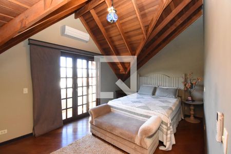 Suíte Master de casa de condomínio para alugar com 3 quartos, 330m² em Cajuru, Curitiba