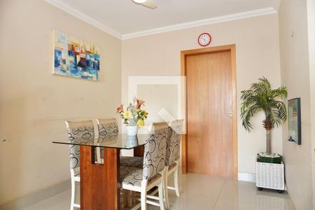 Sala  de apartamento à venda com 3 quartos, 102m² em Esplanada, Belo Horizonte