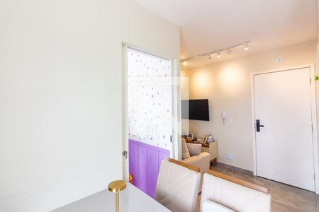 Sala  de apartamento para alugar com 2 quartos, 43m² em Vila Yolanda, Osasco
