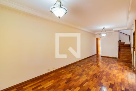 Sala de casa para alugar com 3 quartos, 135m² em Jardim Luanda, São Paulo