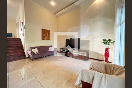 Casa à venda com 5 quartos, 433m² em Jardim Paiquere, Valinhos