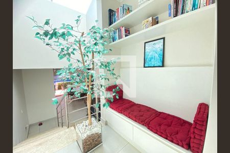 Casa à venda com 3 quartos, 226m² em Jardim Sao Marcos, Valinhos