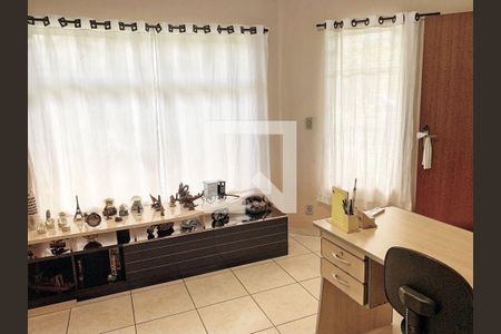 Casa à venda com 3 quartos, 450m² em Santa Cruz, Valinhos