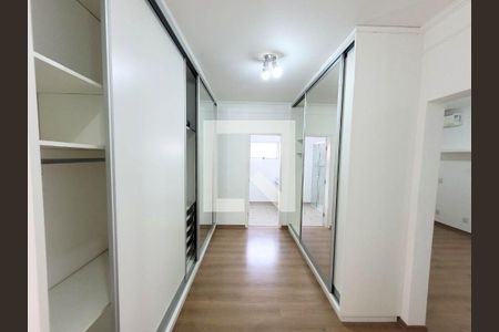 Casa à venda com 3 quartos, 367m² em Jardim Recanto, Valinhos