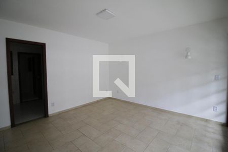 Casa à venda com 3 quartos, 250m² em Taquara, Rio de Janeiro