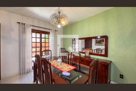 Sala de casa à venda com 3 quartos, 206m² em Santo Amaro, São Paulo