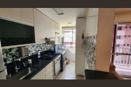 Cozinha de apartamento para alugar com 1 quarto, 45m² em Jardim das Margaridas, Salvador
