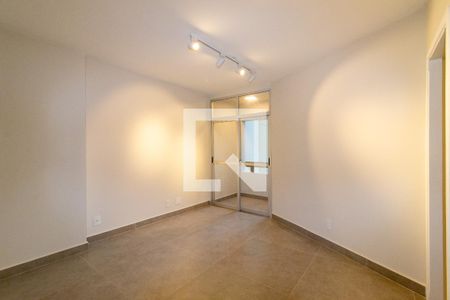 Apartamento à venda com 1 quarto, 50m² em Cambuí, Campinas