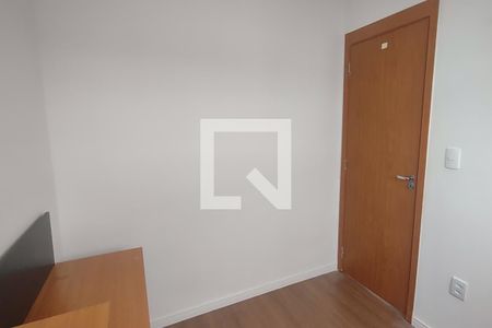Quarto 2 de apartamento para alugar com 2 quartos, 38m² em Vila Palmares, São Caetano do Sul
