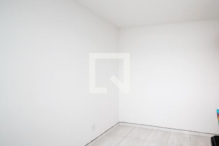 Quarto 1 de apartamento para alugar com 2 quartos, 45m² em Lajeado, Cotia