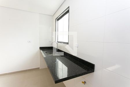 Cozinha de apartamento para alugar com 2 quartos, 45m² em Chácara Seis de Outubro, São Paulo