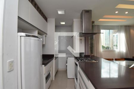 Sala/Cozinha de apartamento à venda com 1 quarto, 57m² em Bigorrilho, Curitiba