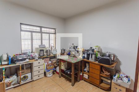 Quarto 1 de casa à venda com 6 quartos, 360m² em Pirajá, Belo Horizonte