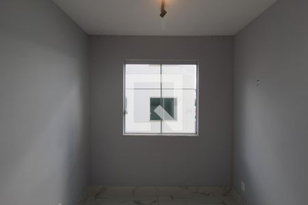 Quarto 1 de apartamento para alugar com 2 quartos, 72m² em Copacabana, Belo Horizonte