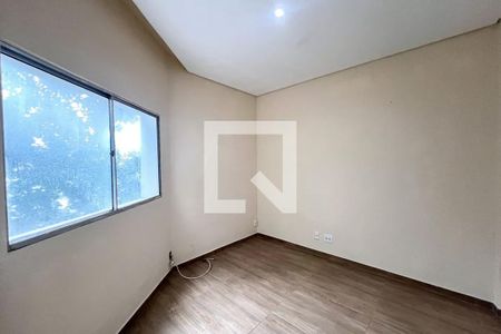 Quarto de apartamento para alugar com 3 quartos, 100m² em Céu Azul, Belo Horizonte