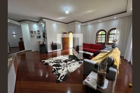 Sala de casa de condomínio para alugar com 5 quartos, 435m² em Jardim California, Jacareí