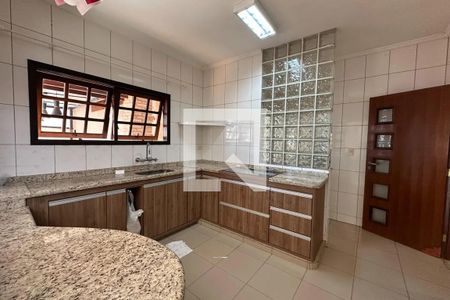 Cozinha de casa de condomínio para alugar com 3 quartos, 350m² em Loteamento Villa Branca, Jacareí
