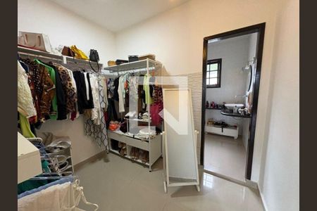 Casa à venda com 2 quartos, 220m² em Engenho do Mato, Niterói