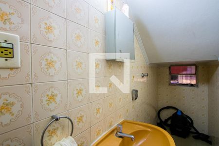 Lavabo de casa à venda com 3 quartos, 160m² em Cata Preta, Santo André