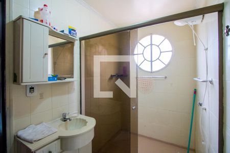 Banheiro da Suíte de casa à venda com 3 quartos, 160m² em Vila Scarpeli, Santo André