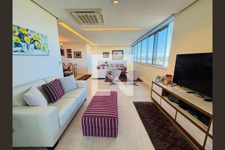 Apartamento à venda com 2 quartos, 136m² em Barra da Tijuca, Rio de Janeiro