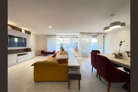 Casa à venda com 4 quartos, 392m² em Recreio dos Bandeirantes, Rio de Janeiro