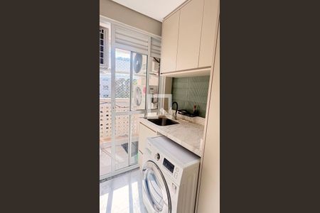 Área de serviço de apartamento à venda com 2 quartos, 99m² em Bacacheri, Curitiba