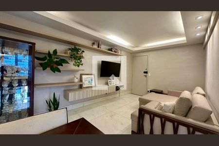 Sala  de apartamento à venda com 3 quartos, 105m² em Funcionários, Belo Horizonte