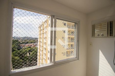 Quarto 1 de apartamento para alugar com 2 quartos, 55m² em Maria Paula, São Gonçalo