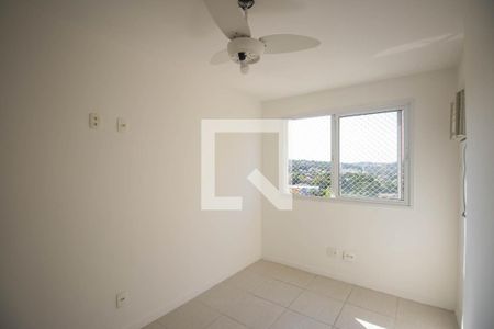 Quarto 1 de apartamento para alugar com 2 quartos, 55m² em Maria Paula, São Gonçalo