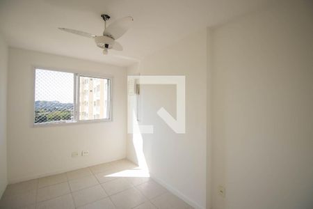 Quarto 1 de apartamento para alugar com 2 quartos, 55m² em Maria Paula, São Gonçalo