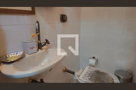 Lavabo de casa à venda com 4 quartos, 250m² em Vila Sao Vicente, São Paulo
