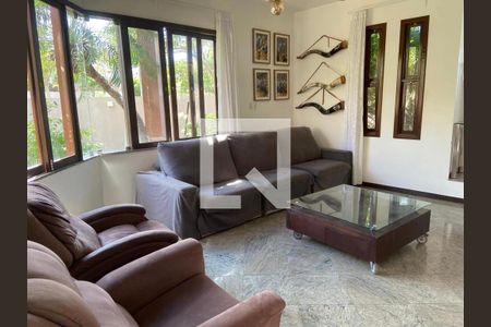 Sala de casa para alugar com 5 quartos, 390m² em Jaguaribe, Salvador