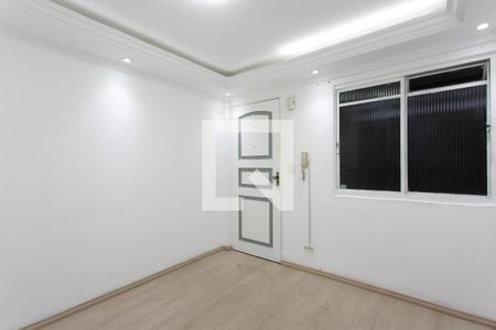 Sala  de apartamento para alugar com 2 quartos, 48m² em Parque dos Bancarios, São Paulo