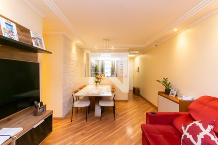 Sala de apartamento à venda com 3 quartos, 75m² em Vila Invernada, São Paulo