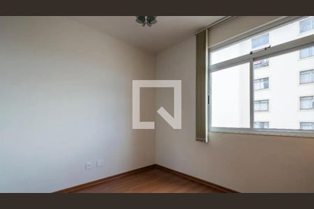Quarto 2 de apartamento à venda com 2 quartos, 75m² em Santo Antônio, Belo Horizonte