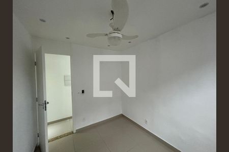 Quarto 1 de apartamento para alugar com 2 quartos, 48m² em Pavuna, Nilópolis