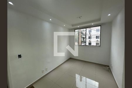 Sala de apartamento para alugar com 2 quartos, 48m² em Pavuna, Nilópolis