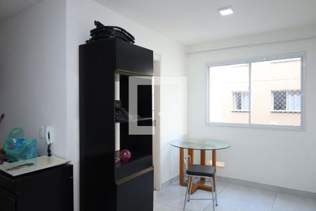 Sala de apartamento para alugar com 2 quartos, 35m² em Guaianases, São Paulo