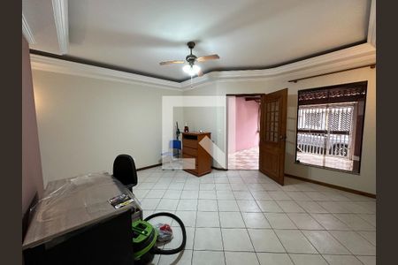 Sala de casa para alugar com 3 quartos, 150m² em Loteamento Residencial Vista Linda, São José dos Campos