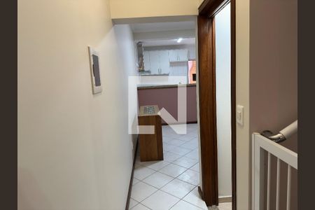 Corredor de casa para alugar com 3 quartos, 150m² em Loteamento Residencial Vista Linda, São José dos Campos
