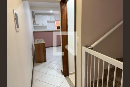 Corredor de casa para alugar com 3 quartos, 150m² em Loteamento Residencial Vista Linda, São José dos Campos